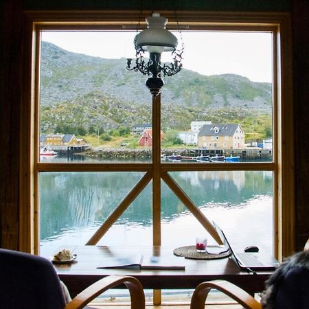 Heimbrygga Restaurant&Accommodation Skrova Extérieur photo